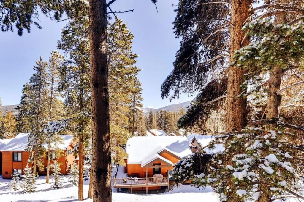 Hot Tub & Sauna Peak 8 เบรกเคนริดจ์ ภายนอก รูปภาพ